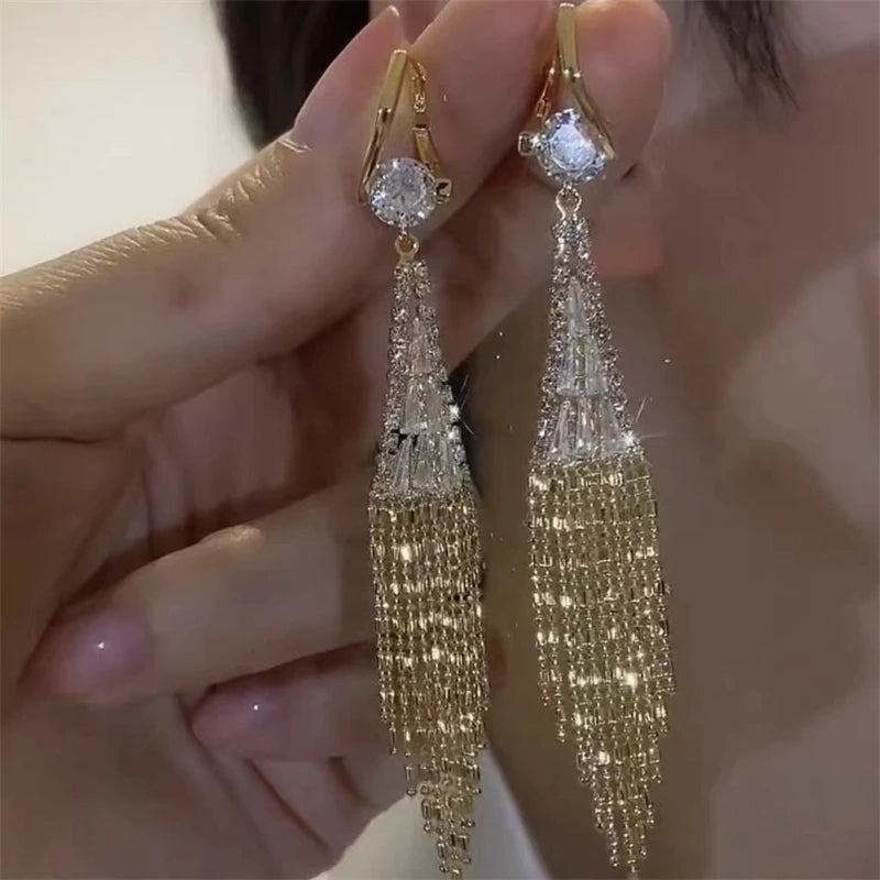 Luxury Shiny Zircon Long Tassel Earrings for Women Exquisite Black Water Drop Earrings Girls Bridal Party Wedding Jewelry Gift