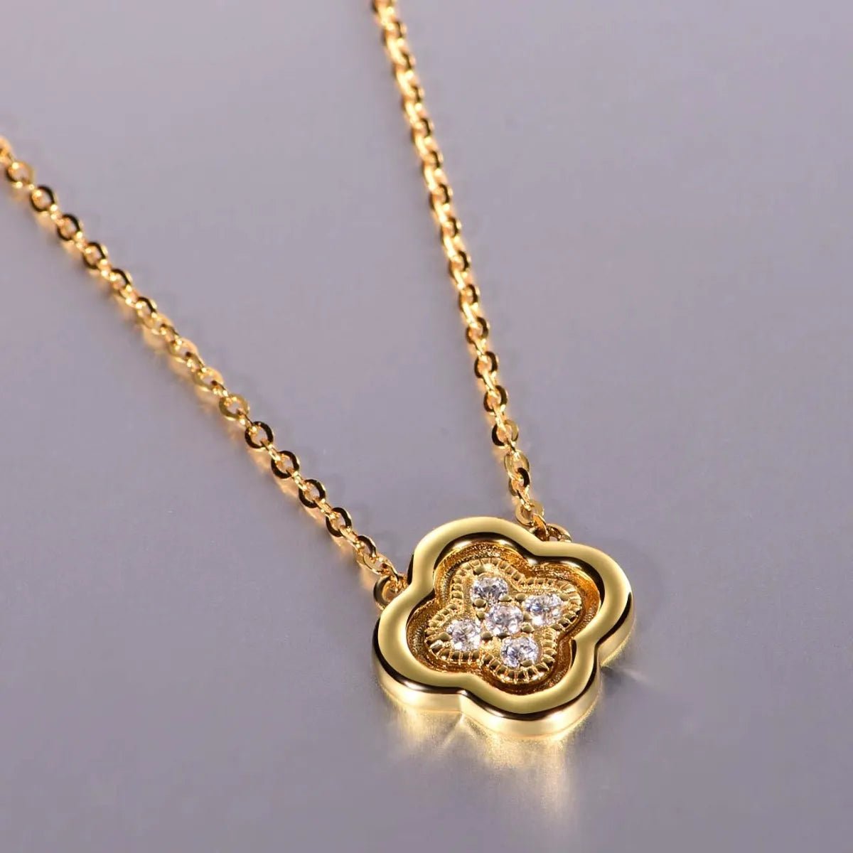 925 Sterling Silver Moissanite Leaf Clover Necklace - Bela Fils BoutiqueBela Fils Boutique