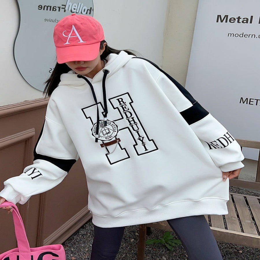 Embroidered Velvet Padded Hooded Sweatshirt for Women - Bela Fils BoutiqueBela Fils Boutique