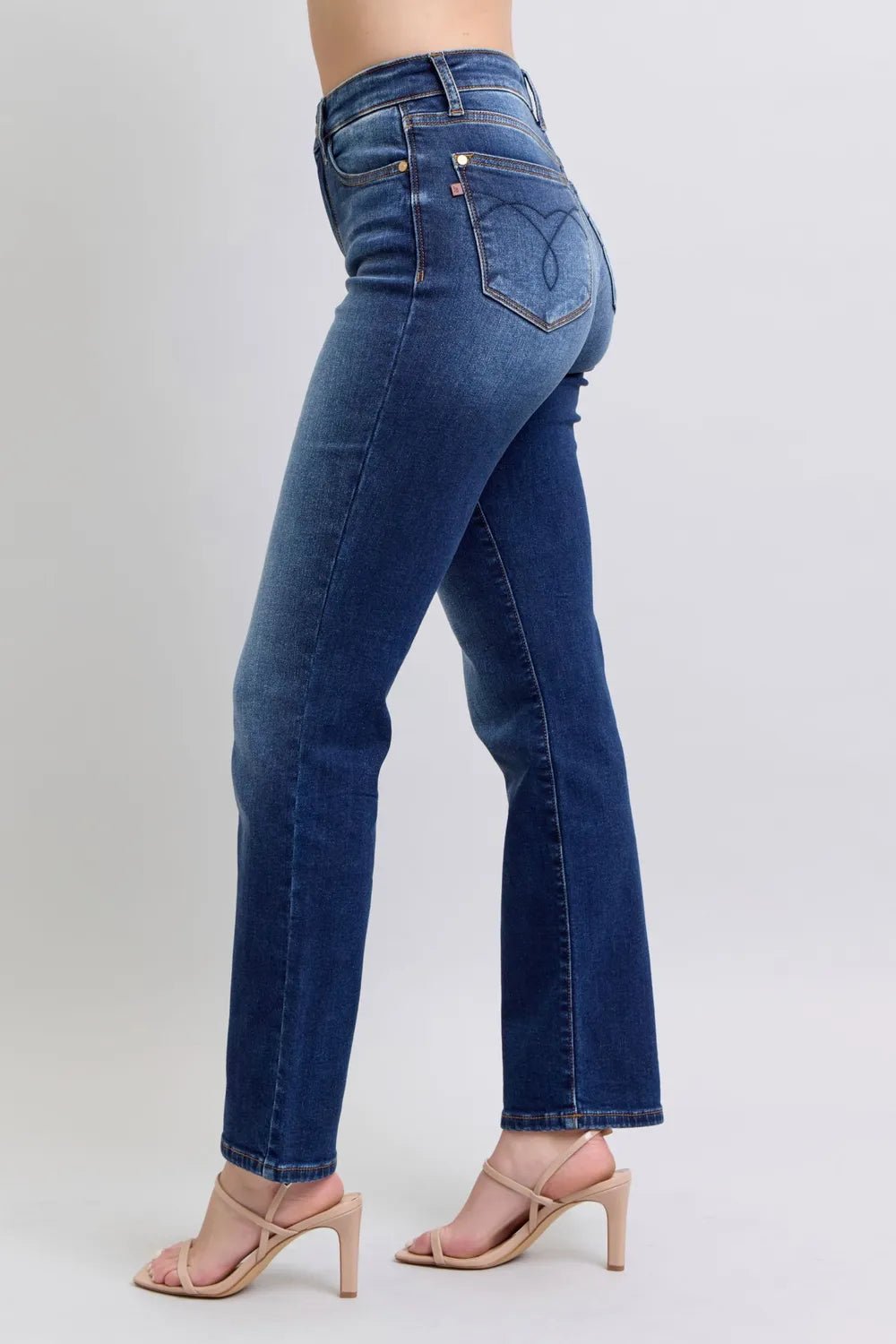 Judy Blue Full Size Washed Straight Leg Jeans with Pockets - Bela Fils BoutiqueBela Fils Boutique